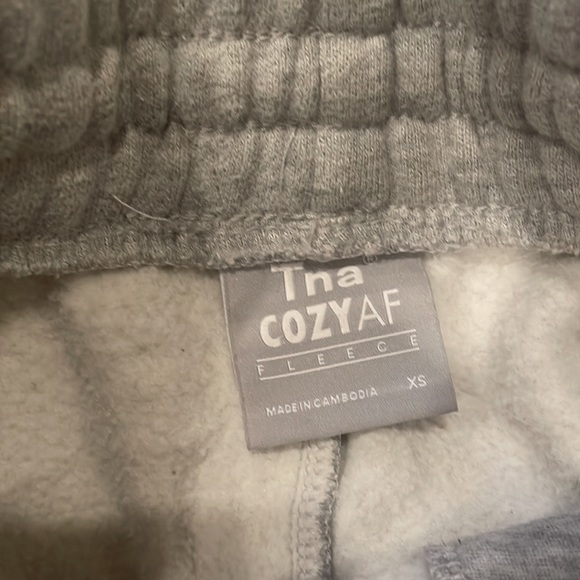 Tna fleece grey shorts - Picture 2 of 3